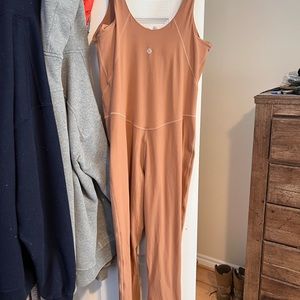 Lululemon 25inch Align  bodysuit size 10